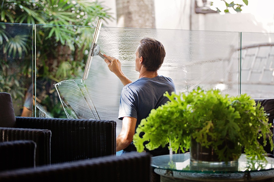window cleaning service - Clean Planet Franchise